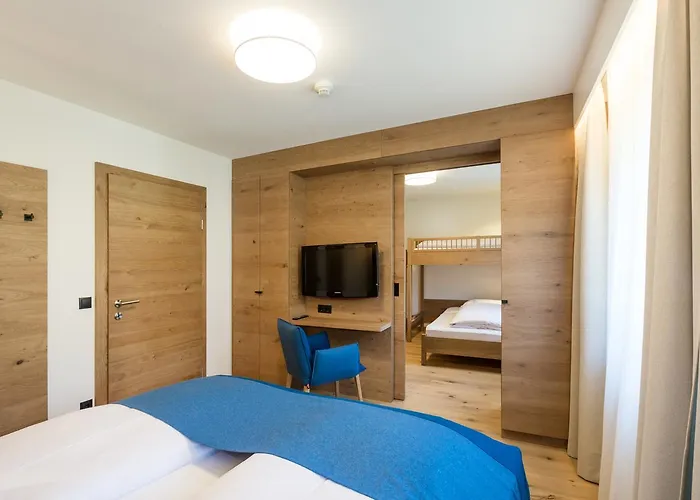 ホテル Superior Alpenhof